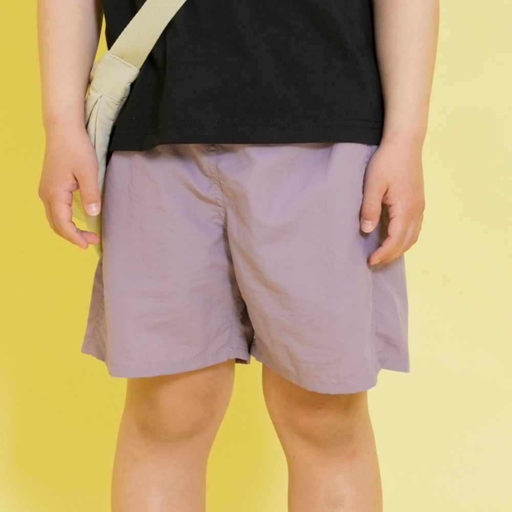 ナイロンハーフパンツ